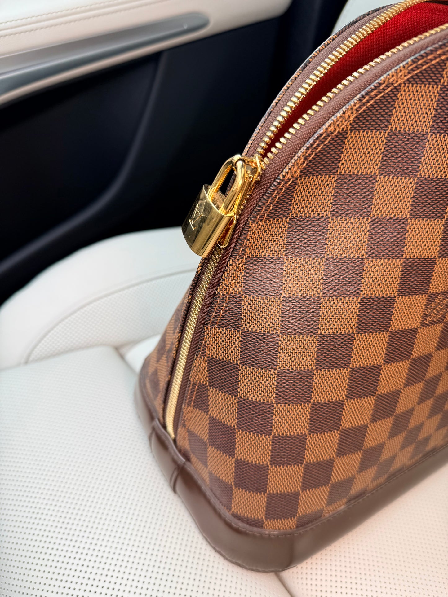 Louis Vuitton Alma MM Damier Ebene Canvas
