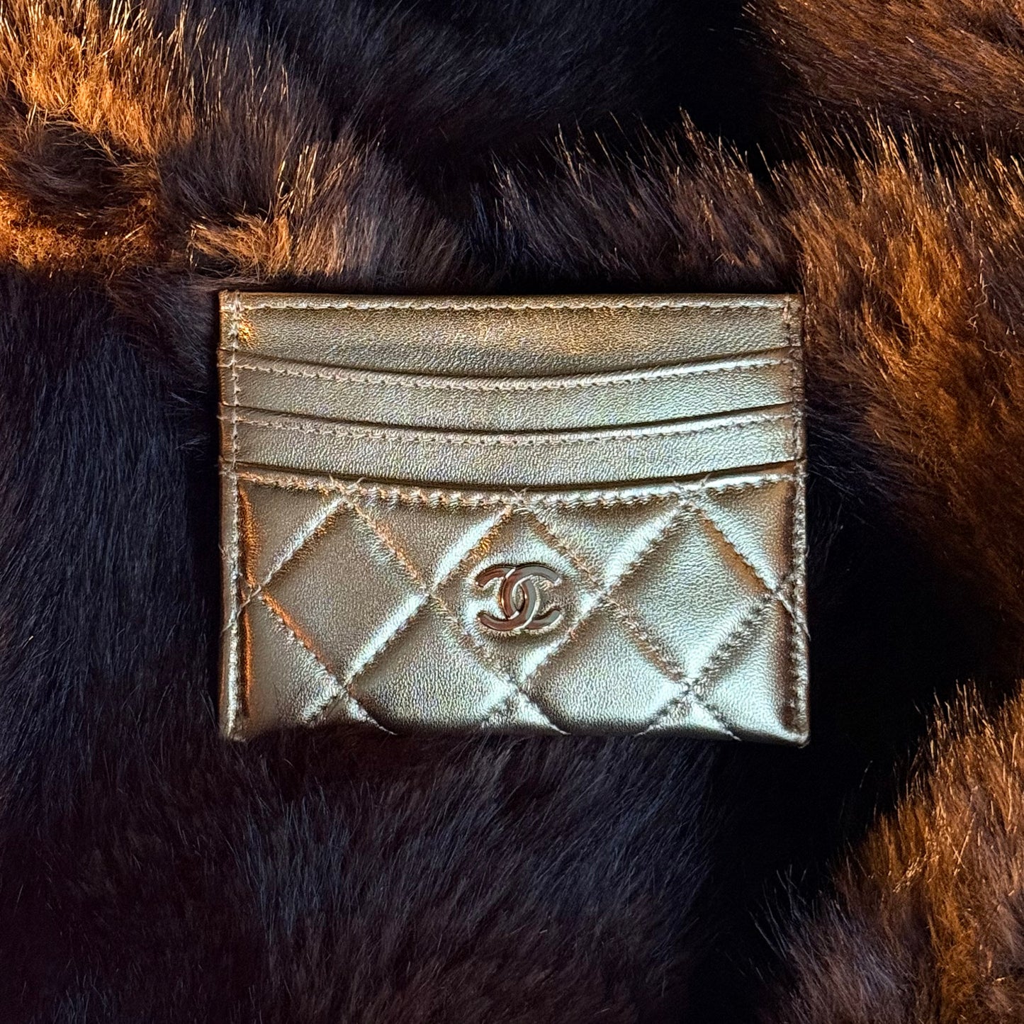 Chanel Metallic Lambskin Quilted Cardholder