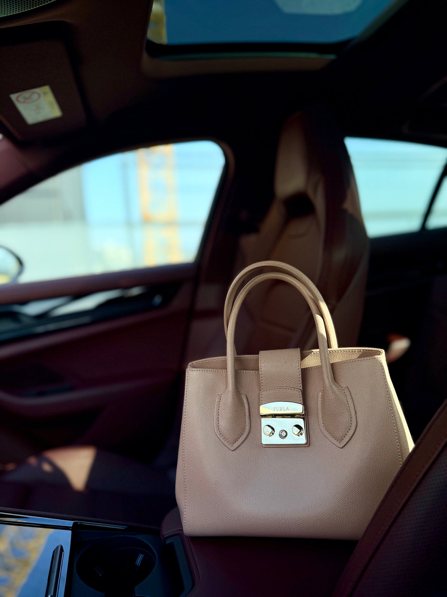 Nika Privé Furla Metropolis Small Tote in Cowhide Leather light pink structured tote